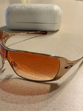 Oakley Dart Women's Shield Sunglasses Gold Metal Frame Brown Gradient Lens